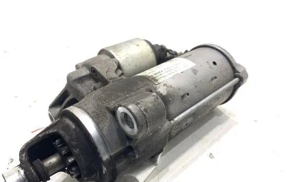 Audi A5 Starter motor 04L911021B