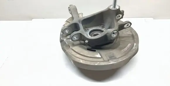 BMW 5 F10 F11 Rear wheel hub spindle/knuckle 6793769