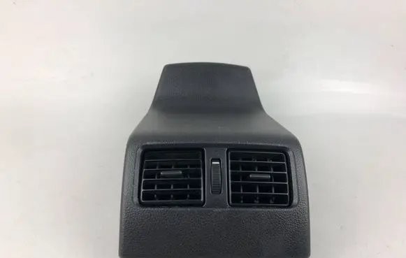 Subaru Outback Rear air vent grill 92136AJ010