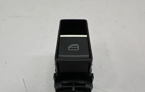 Mazda CX-30 Electric window control switch BDGF66370 2A009A