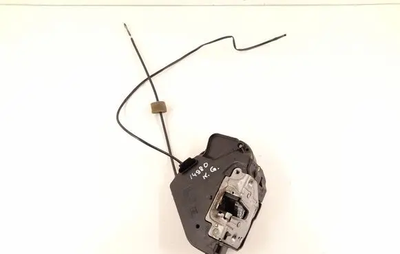 Mercedes-Benz CLS C219 Rear door lock 2197300135 A2197300135