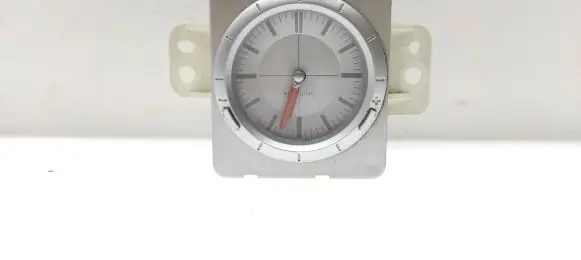 Mitsubishi Outlander Clock MR979796 2990