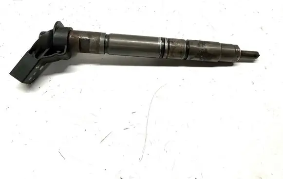 Audi A4 S4 B8 8K Fuel injector 059130277CD