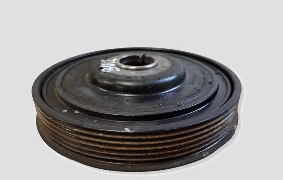 Nissan Qashqai Crankshaft pulley 8200699517