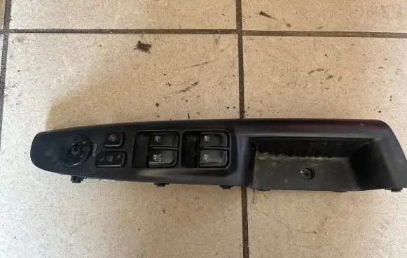 Hyundai Sonata Electric window control switch 202004437 935703K310CH 72E112410