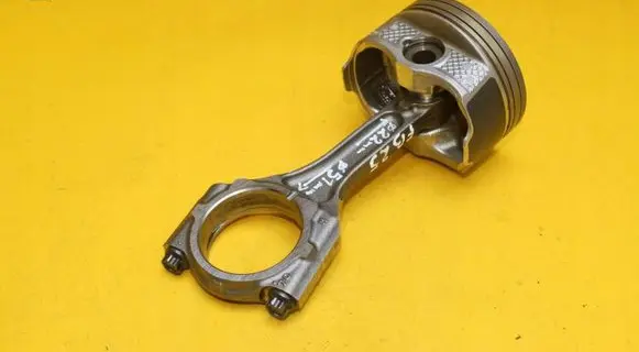 Subaru Forester SJ Piston with connecting rod