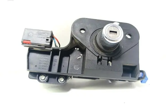 Opel Meriva A Tailgate exterior lock 