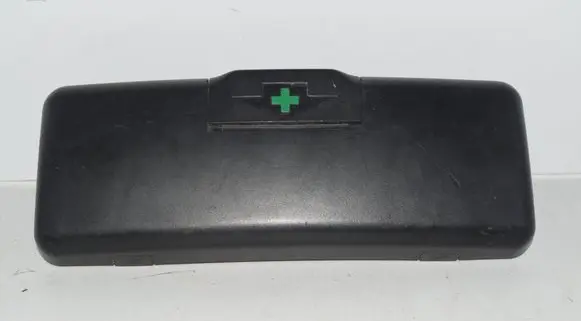 BMW 5 E39 First aid kit 8176553