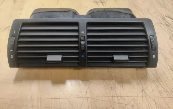 BMW X5 E53 Dash center air vent grill 64228402221