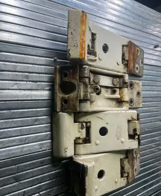 Volkswagen II LT Tailgate hinge 2D1827151A 2D1827151