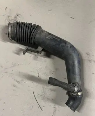 Opel Frontera B Air intake hose/pipe 897142010