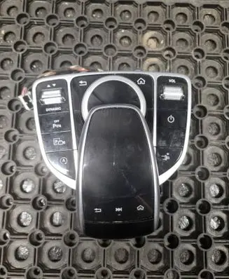 Mercedes-Benz E W213 Head unit multimedia control A2139004219 A2C15919300