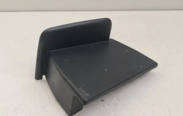 Audi Q7 4M Rear seat rail trim cover 4M0883686E
