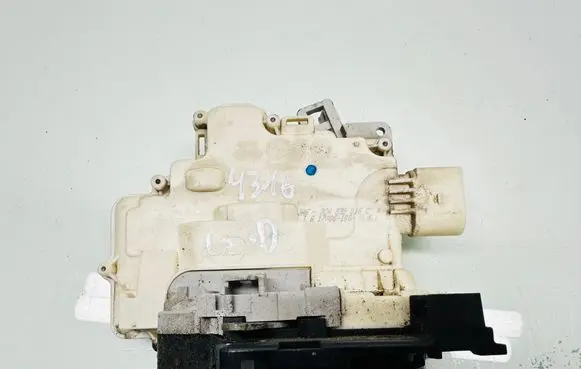 Audi Q7 4L Rear door lock 3C4839016C