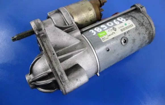 Renault Laguna II Starter motor 820075362