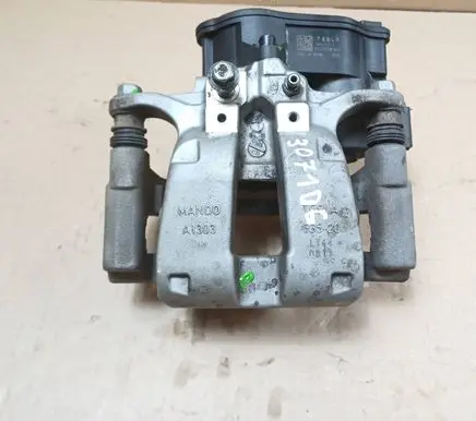 Tesla Model Y Rear brake caliper 104462600B 33520