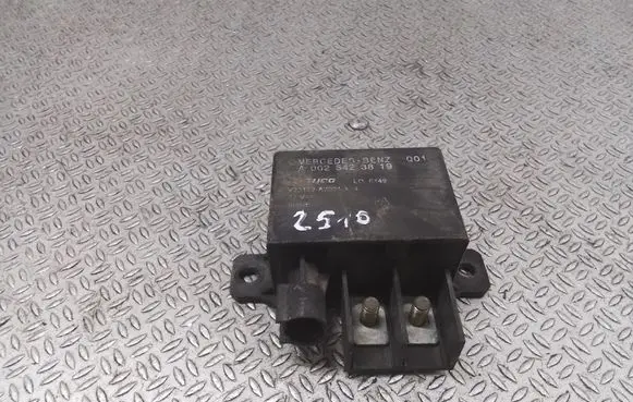 Mercedes-Benz E W211 Charging relay A0025423819