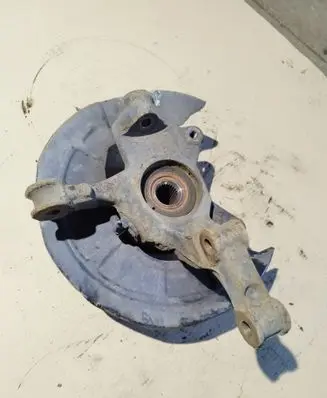 Renault Laguna III Front wheel hub spindle knuckle