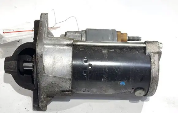 Renault Captur Starter motor 233008223R