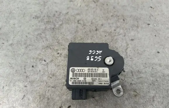 Audi A6 S6 C6 4F Battery control module 4F0915181A