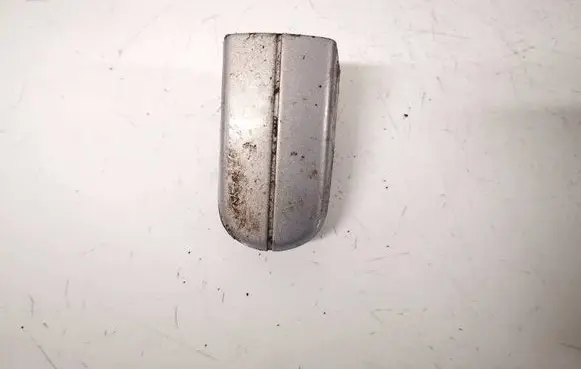 Mazda 6 Loading door cover/cap am51u218b08