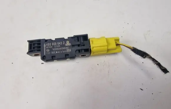 Audi A8 S8 D3 4E Airbag deployment crash/impact sensor 4B0959643D