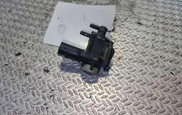 Volkswagen Caddy Turbo solenoid valve 1K0906283A