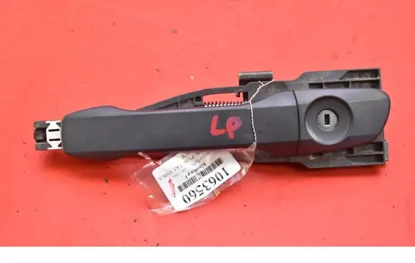 Volvo XC90 Front door exterior handle 