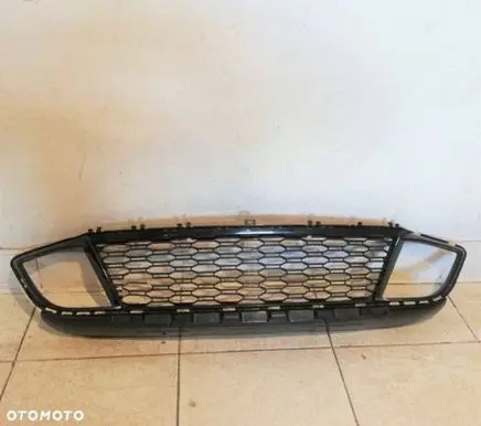 BMW 2 F45 Front bumper lower grill 19593510