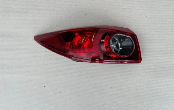 Mazda 3 III Rear/tail lights B45A51150