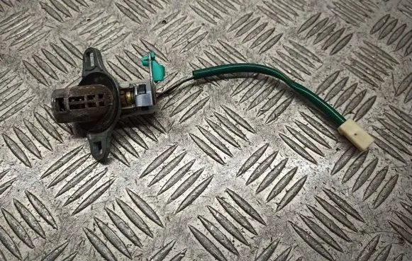 Mazda Premacy Front door lock (next to the handle) 