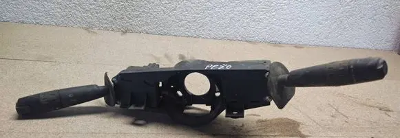 Peugeot 405 Wiper turn signal indicator stalk/switch 61557104