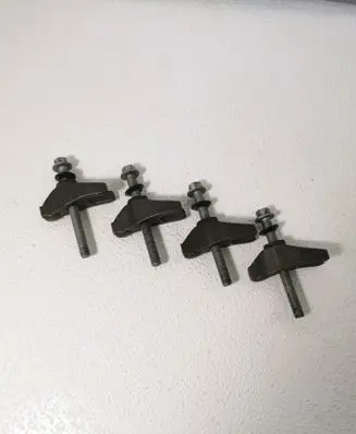 Jeep Cherokee Fuel Injector clamp holder