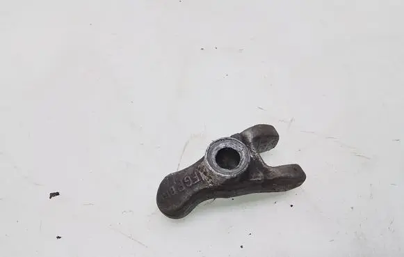 Opel Zafira B Fuel Injector clamp holder