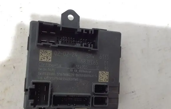 BMW i5 G60 Door control unit/module 5B3EC65