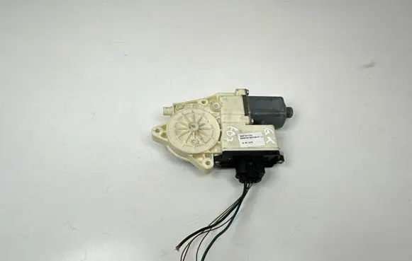 BMW 5 GT F07 Rear door window regulator motor 0130822522