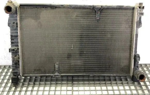 Mercedes-Benz C AMG W203 Coolant radiator A2035000403KZ