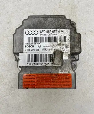 Audi A4 S4 B7 8E 8H Airbag control unit/module 8E0959655G 0285001668