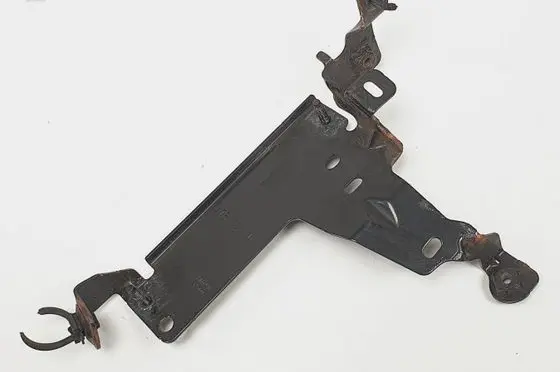Dacia Duster II ABS pump bracket 
