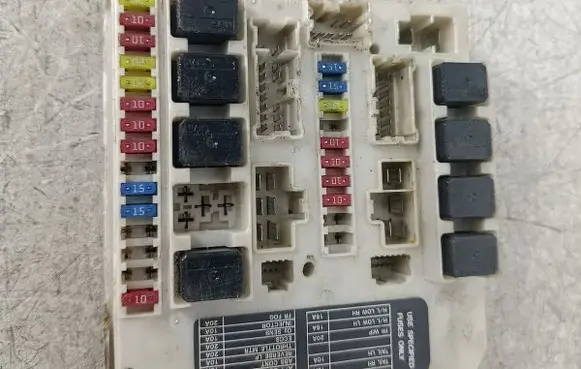 Nissan Micra Fuse box set 284B7AX620