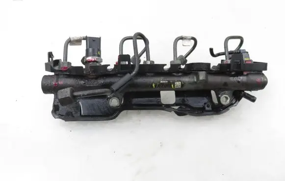 Renault Scenic II - Grand scenic II Fuel main line pipe 8200396999 0445214078 0281002719