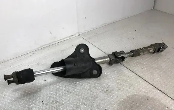BMW X5 E70 Steering column universal joint 6774110