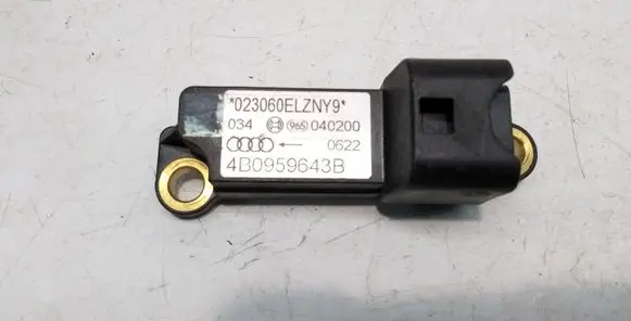 Audi A6 S6 C5 4B Airbag deployment crash/impact sensor 4B0959643B