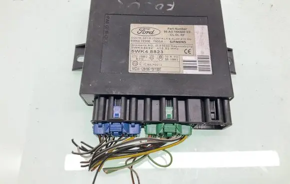Ford Focus C-MAX Comfort/convenience module 98AG15K600EE 5WK48682 5WK48823