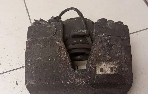 Audi Q5 SQ5 Front brake caliper 