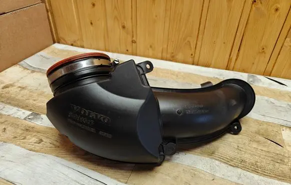 Intake resonator
