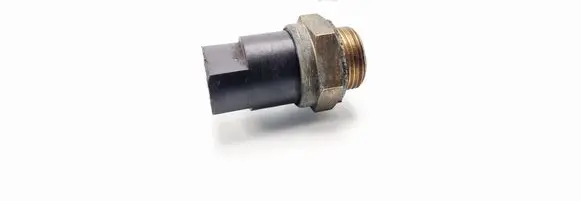 Audi A4 S4 B5 8D Coolant temperature sensor 958410291C