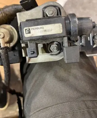 BMW 5 E60 E61 Turbo solenoid valve 70018200 04T259 7793032