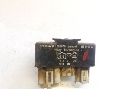 Volvo 850 Coolant fan relay 1398845 899962
