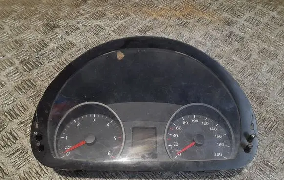 Volkswagen Crafter Speedometer (instrument cluster)